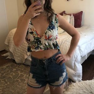 FESTIVAL CROP TOP 🌈